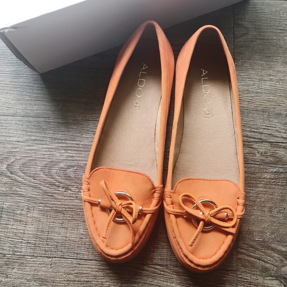 Aldo Orange Suede Women Flats Size 7